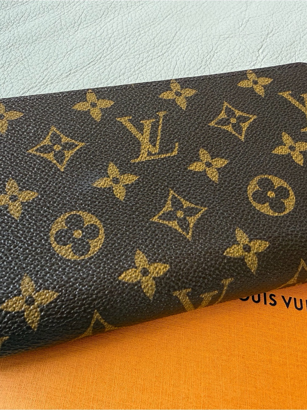 Louis Vuitton Monogram Zip Wallet in Brown and Gold-tone - Picture 3 of 4